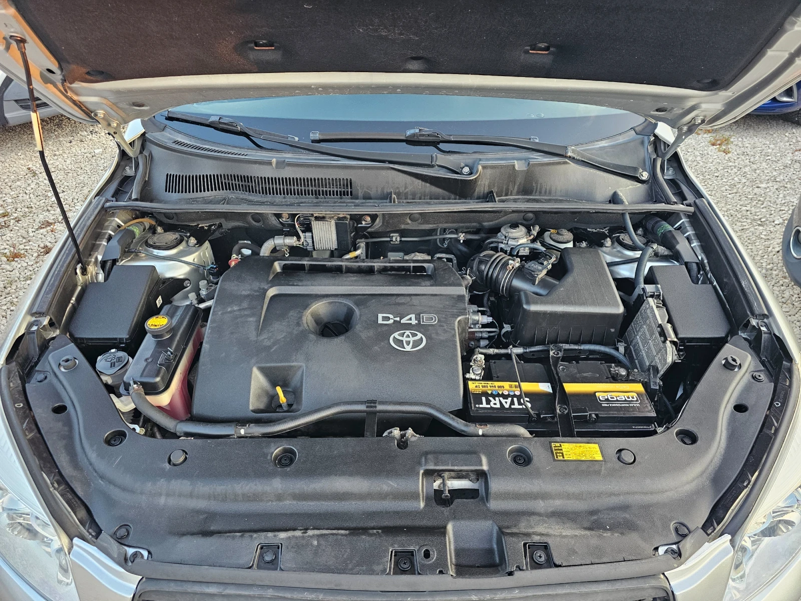 Toyota Rav4 2.2D-4D, 136к.с., 4х4 , снимка 15 - Автомобили и джипове - 55495087