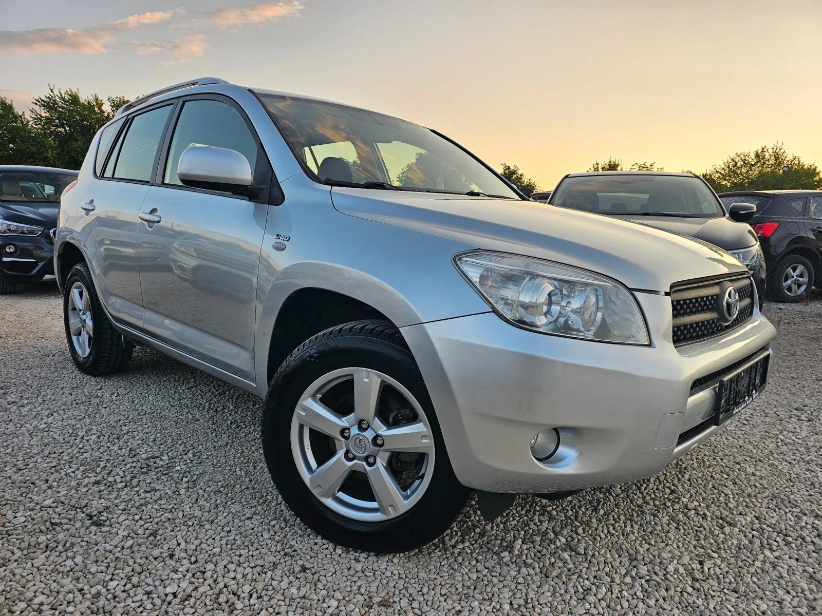 Toyota Rav4 2.2D-4D, 136к.с., 4х4 , снимка 3 - Автомобили и джипове - 55495087