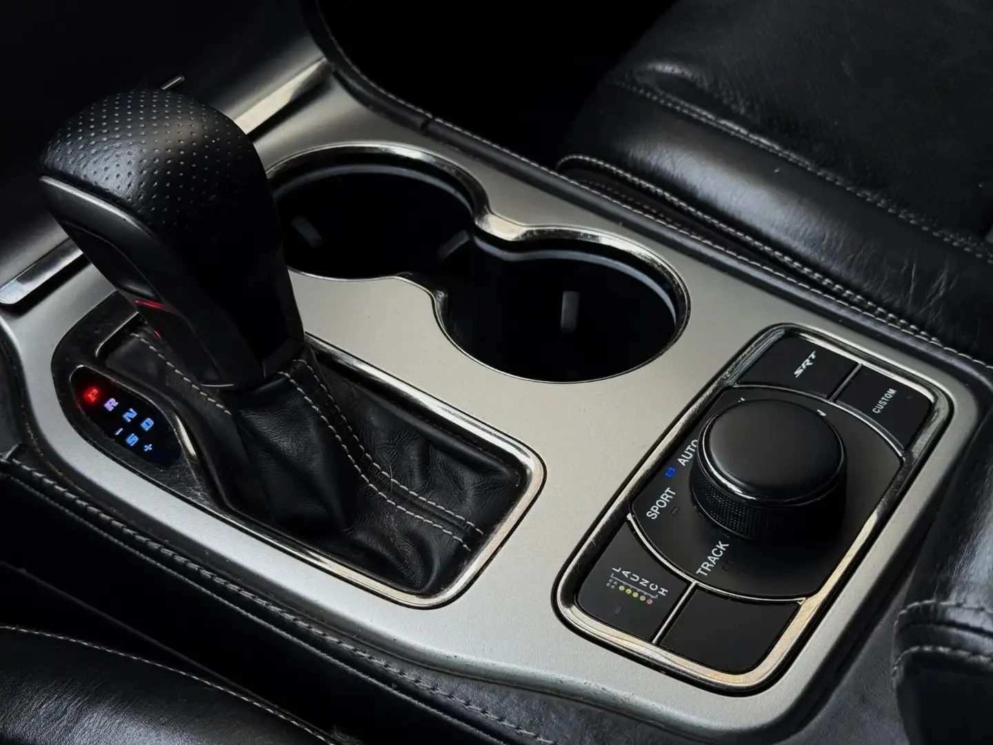Jeep Grand cherokee SRT ���� �� �������� ���������� | Mobile.bg � ����������� 14