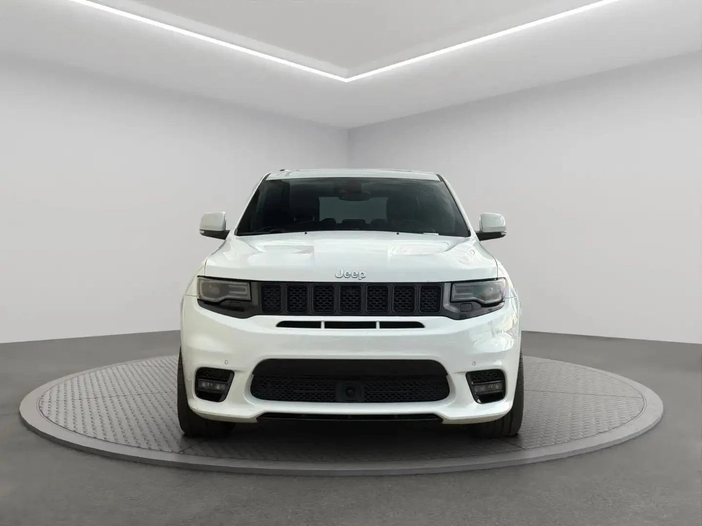 Jeep Grand cherokee SRT ���� �� �������� ���������� | Mobile.bg � ����������� 2