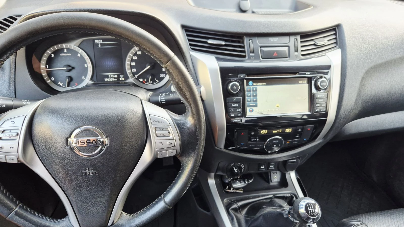 Nissan Navara 2.3 DCI/190 кс/Camera/Keyless/N1/, снимка 13 - Автомобили и джипове - 55850995