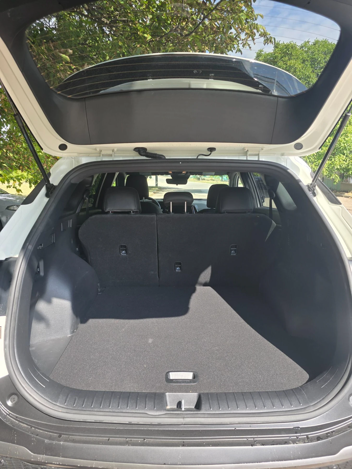 Kia Sportage 2.5 GDi LPG, снимка 15 - Автомобили и джипове - 56040164