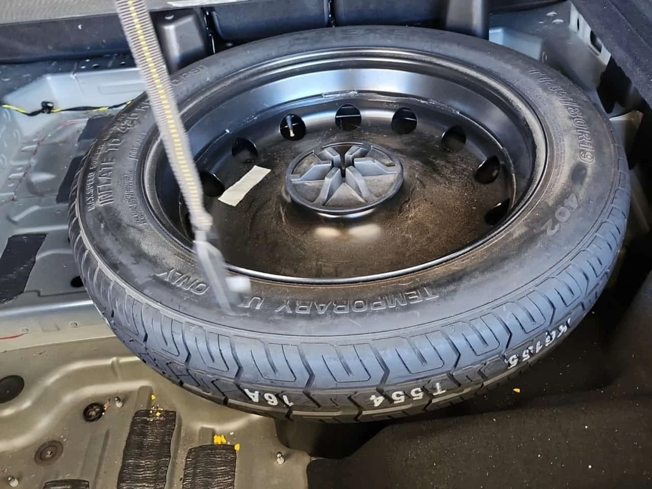 Mercedes-Benz GLC 300 ПАНО| ПАМЕТ| 2 КЛЮЧА| , снимка 15 - Автомобили и джипове - 56323987
