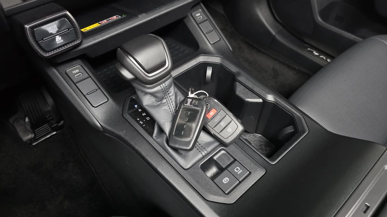 Toyota Rav4, снимка 9 - Автомобили и джипове - 56689574