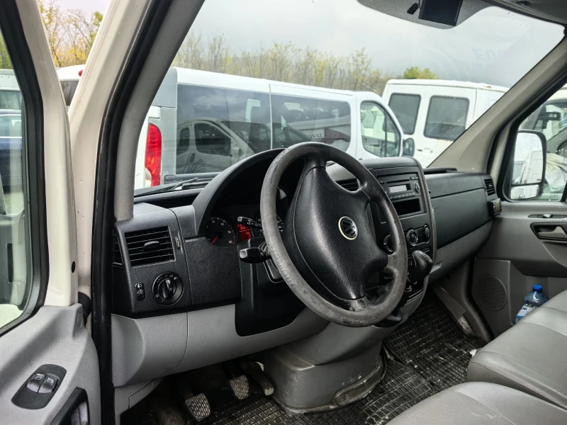 VW Crafter 2.5TDI na 4asti, снимка 7 - Бусове и автобуси - 51559015