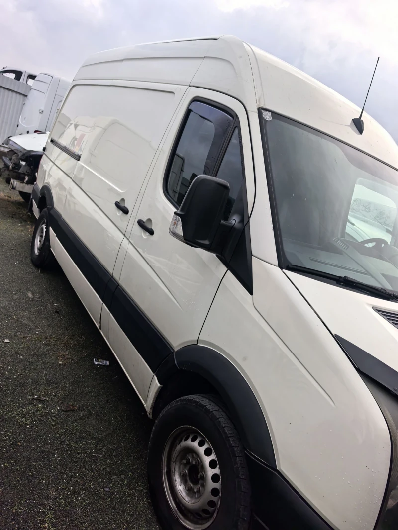 VW Crafter 2.5TDI na 4asti, снимка 3 - Бусове и автобуси - 51559015