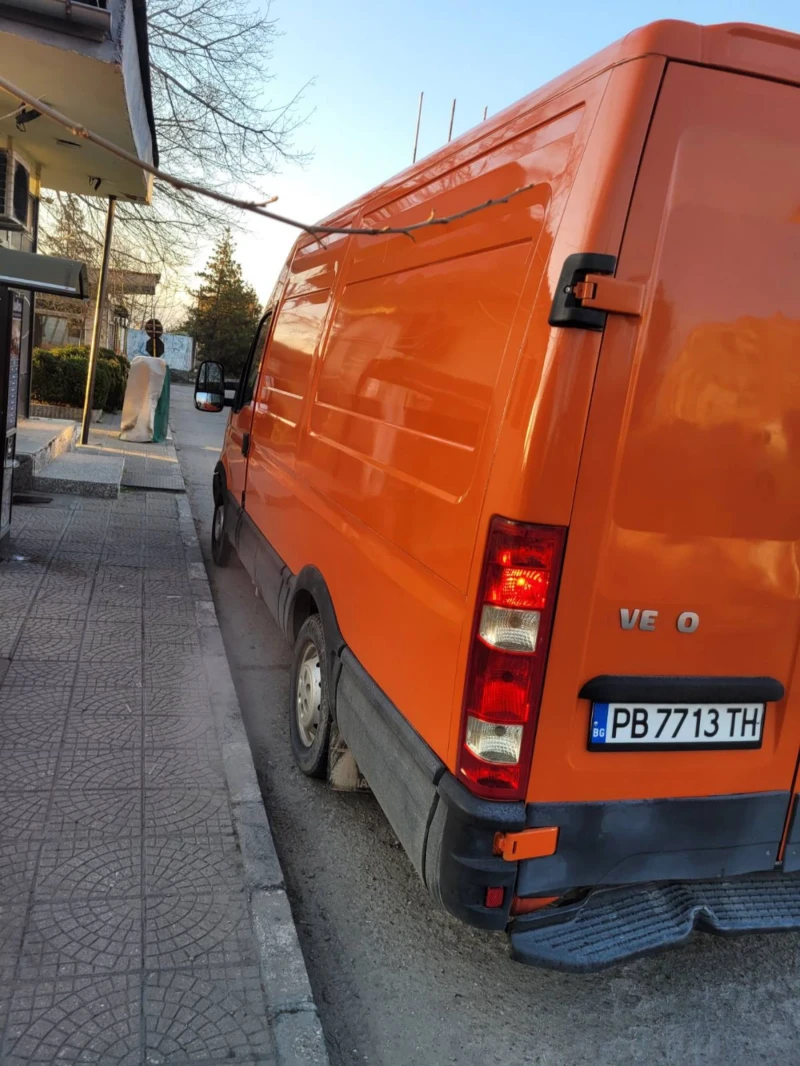 Iveco Daily 35S14, снимка 8 - Бусове и автобуси - 48925191