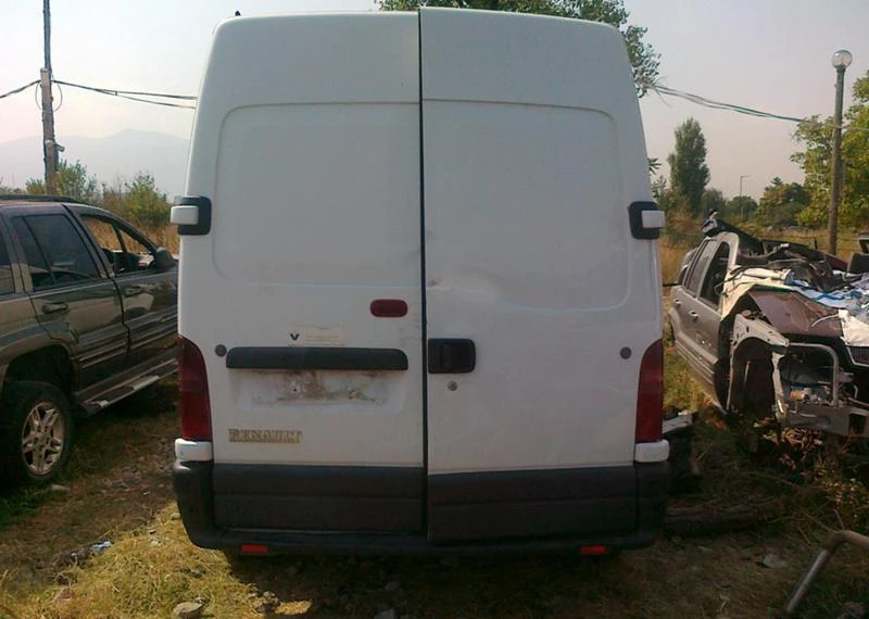 Renault Master 2.5d2.8d/начасти, снимка 5 - Бусове и автобуси - 48548201