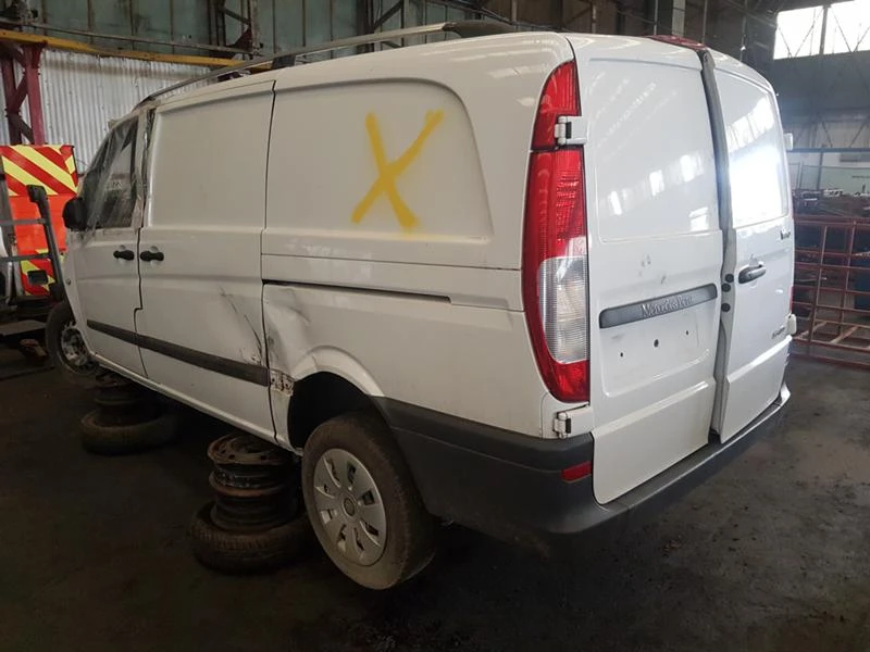 Mercedes-Benz Vito 2.2cdi чаасти, снимка 6 - Бусове и автобуси - 12781639