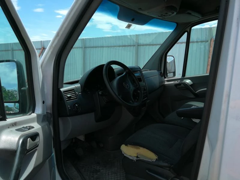 VW Crafter 2.5TDI na 4asti - изображение 7