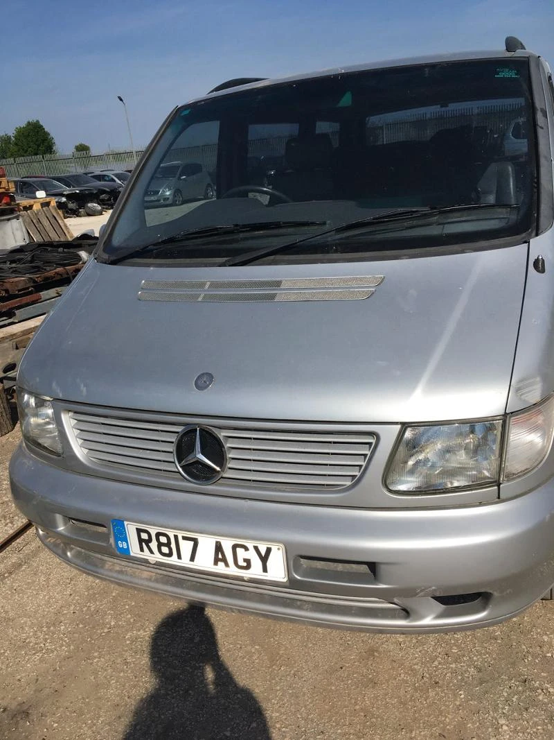 Mercedes-Benz Vito 230 ауто, снимка 3 - Бусове и автобуси - 21409404