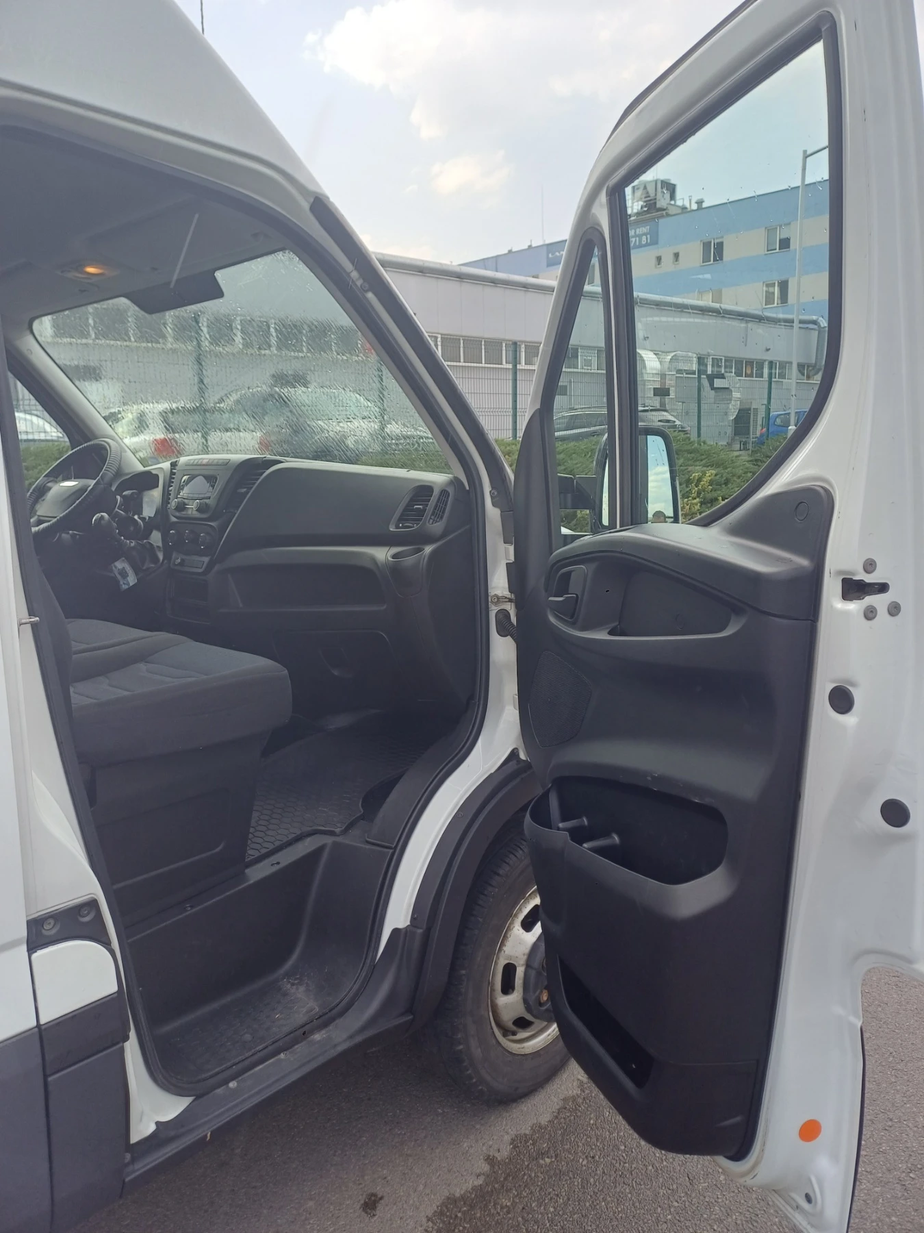 Iveco Daily 3.0d, 13.4m3 - изображение 8