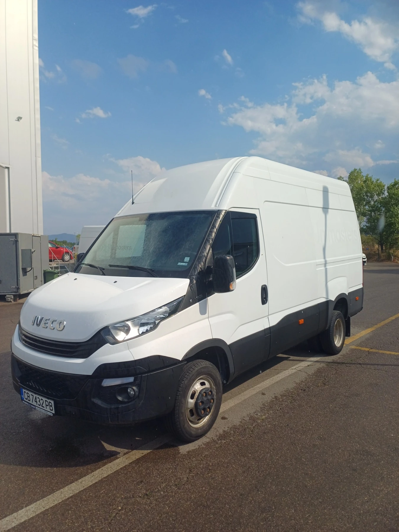 Iveco Daily 3.0d, 13.4m3 - изображение 2
