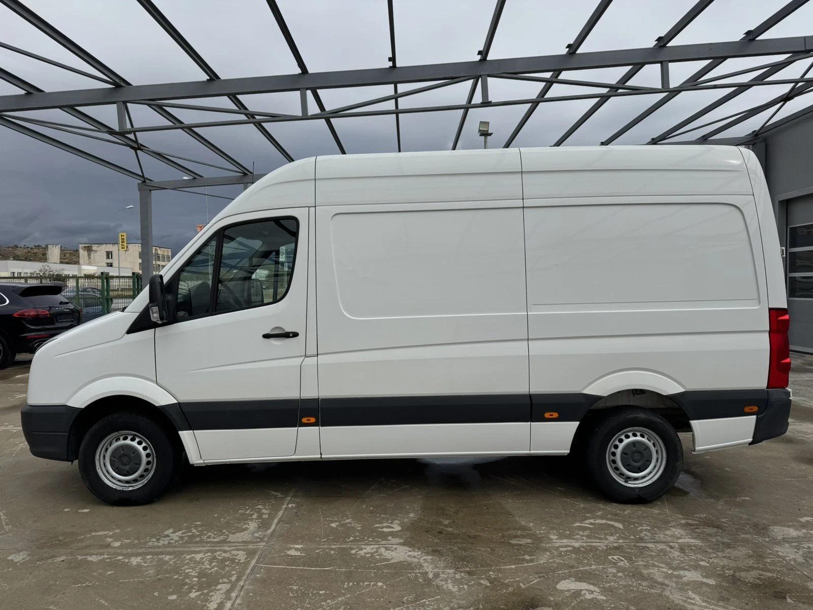 VW Crafter 2.0* 136ps* 6ск* НАВИ* КЛИМА* ПАРКТРОНИК - изображение 2