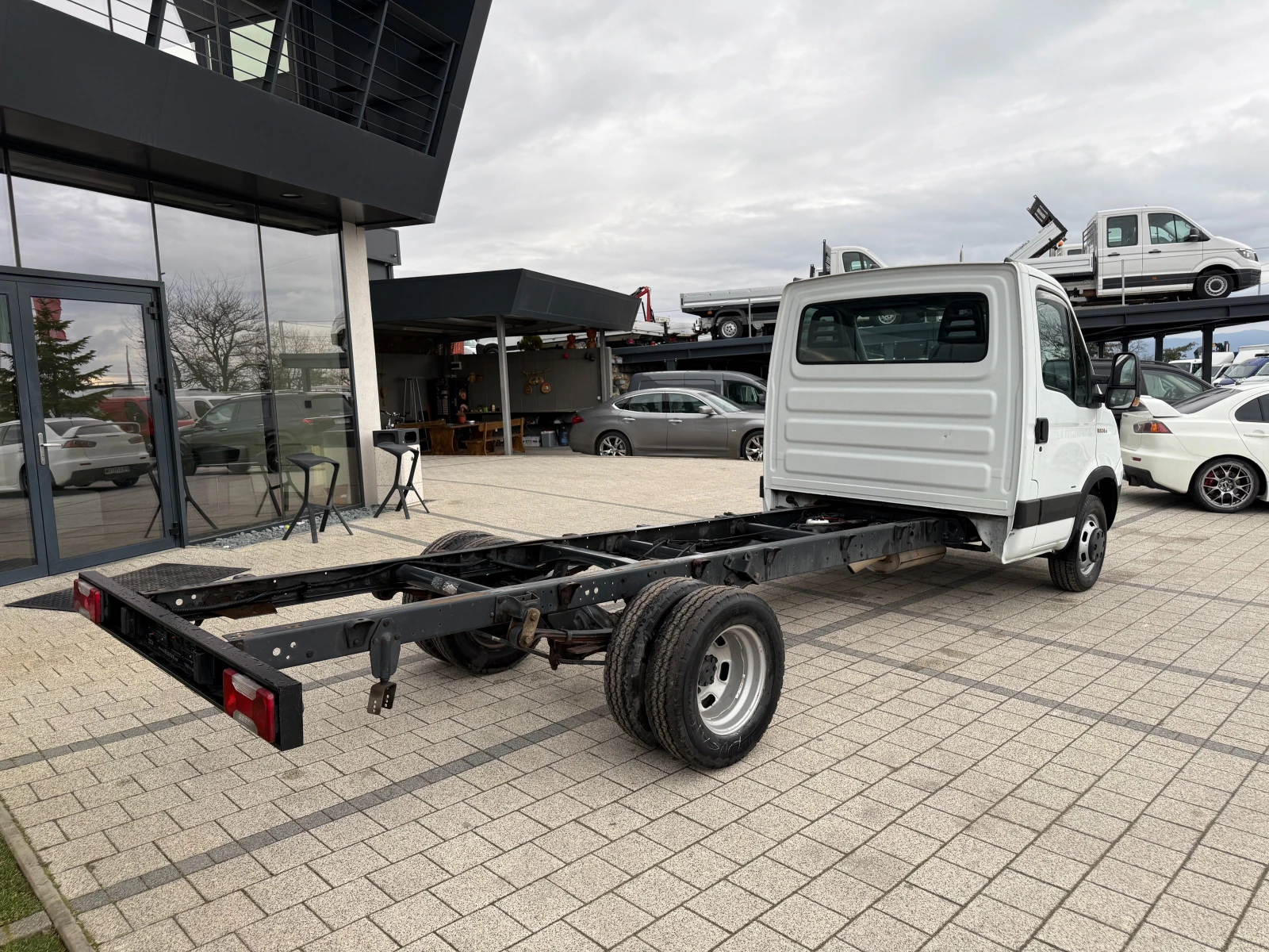 Iveco Daily 40C15 3.0HPI до 3.5т. 4.10м. междуосие  - изображение 8