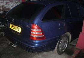 Двигател за Mercedes-Benz C 220, снимка 3