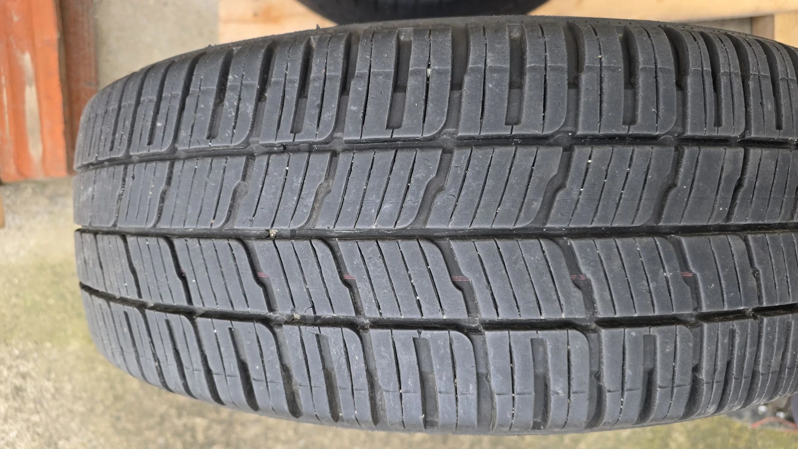 ���� 225/70R15 | Mobile.bg � ����������� 4