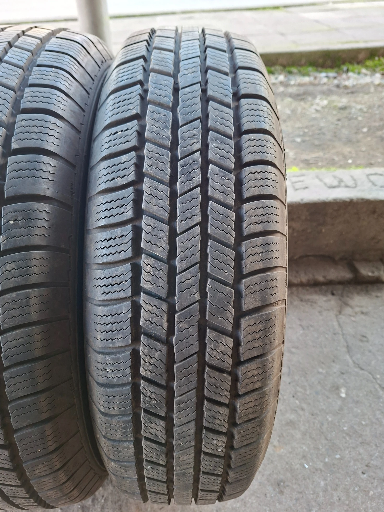 ���� 195/80R15 | Mobile.bg � ����������� 2