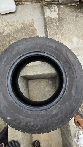 Гуми Всесезонни 225/70R15, снимка 5 - Гуми и джанти - 52675796