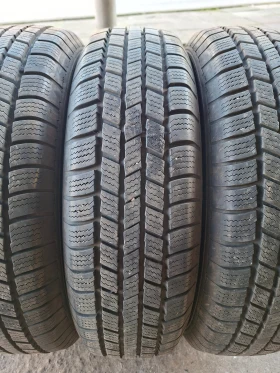 Гуми Зимни 195/80R15, снимка 3 - Гуми и джанти - 52858438