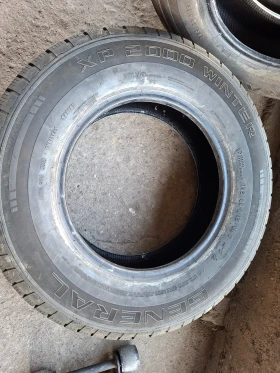 Гуми Зимни 195/80R15, снимка 6 - Гуми и джанти - 52858438