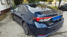 Toyota Corolla 1.8HSD Executive Plus, снимка 3