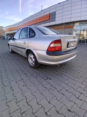 Opel Vectra 1.8i 16v ЗИМНИ ГУМИ ВСИЧКО ПЛАТЕНО , снимка 6