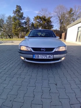 Opel Vectra 1.8i 16v ЗИМНИ ГУМИ ВСИЧКО ПЛАТЕНО , снимка 2