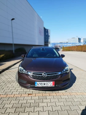 Opel Astra K, CarPlay, ПОДГРЕВ ВОЛАН, ЕВРО 6B, УНИКАТ!!!, снимка 2