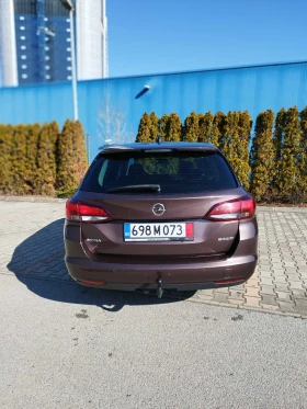 Opel Astra K, CarPlay, ПОДГРЕВ ВОЛАН, ЕВРО 6B, УНИКАТ!!!, снимка 6