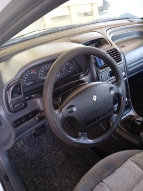Обява за продажба на Renault Laguna 1.8 ~1 799 лв. - изображение 10