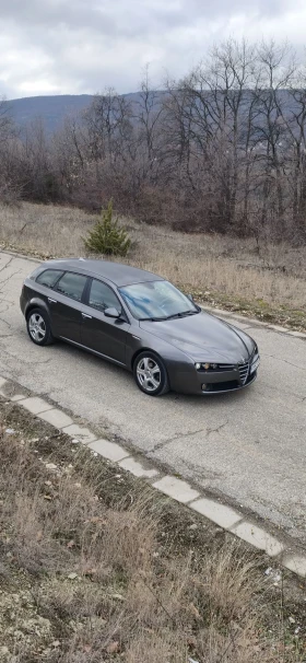 Alfa Romeo 159 sportwagon - 2200 € / 4302.83 лв. - 45887381 4