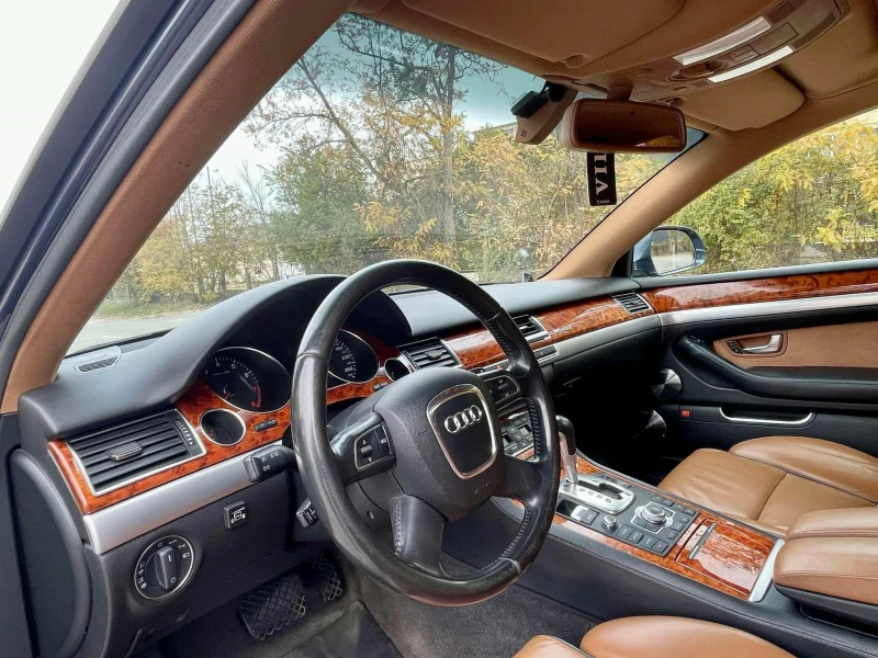 Audi A8 4.2 ГАЗ ТЕЧНА ФАЗА , снимка 8 - Автомобили и джипове - 48017847