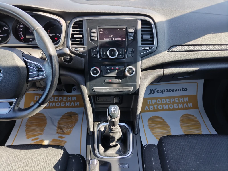 Renault Megane 1.3 TCe /115к.с КАПАРИРАН, снимка 10 - Автомобили и джипове - 48115751