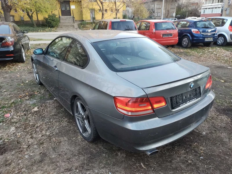 BMW 320, снимка 6 - Автомобили и джипове - 48281825