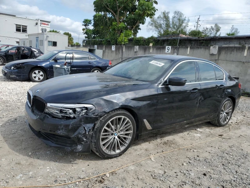 BMW 540 RWD* HARMAN/KARDON* ОБДУХ* МАСАЖ, снимка 3 - Автомобили и джипове - 48294709