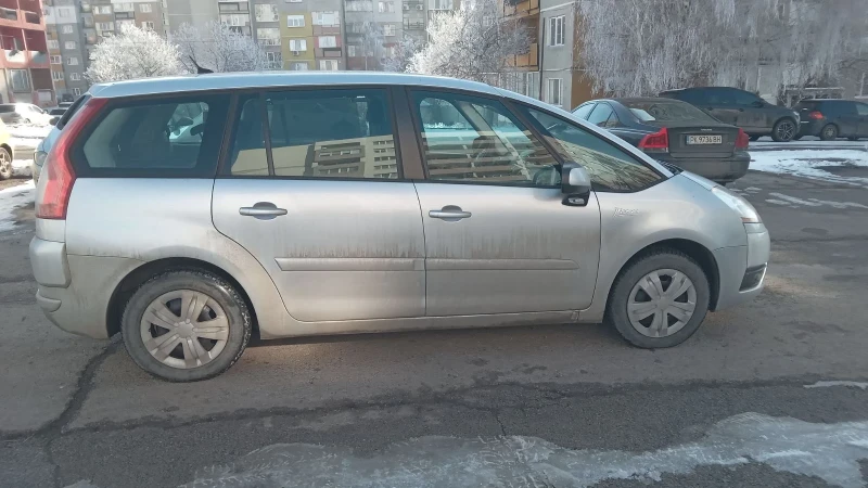 Citroen C4 Picasso, снимка 4 - Автомобили и джипове - 49001866