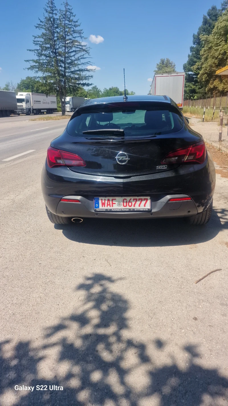 Opel Astra 1.4 Turbo GTC, снимка 3 - Автомобили и джипове - 51072195