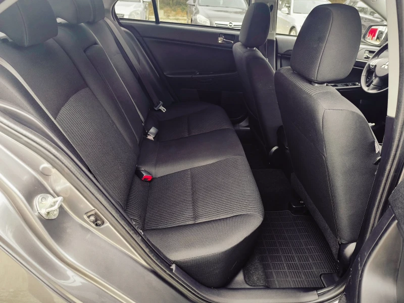 Mitsubishi Lancer 1.8DI-D FACE, снимка 10 - Автомобили и джипове - 52080907