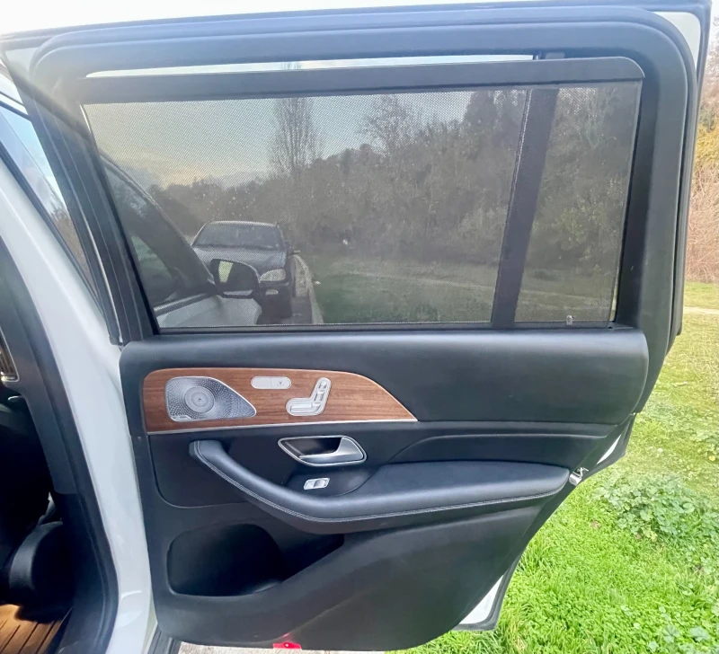 Mercedes-Benz GLS 450, снимка 9 - Автомобили и джипове - 52493422