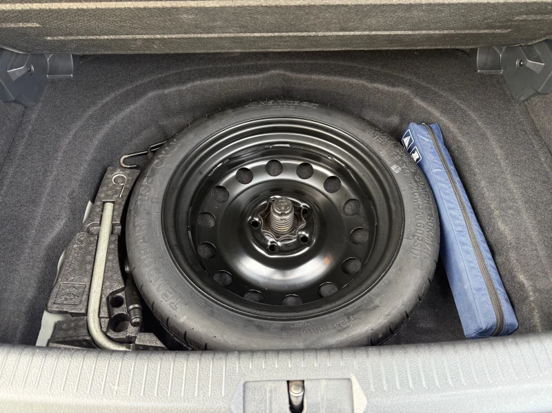 VW Golf 1.6TDI Comfortline., снимка 14 - Автомобили и джипове - 53130290