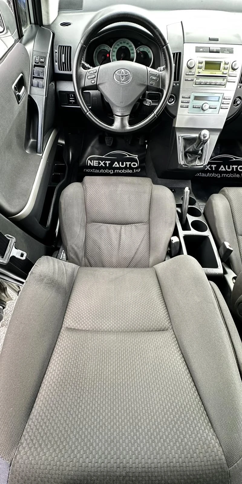 Toyota Corolla verso 2.2D-4D 136HP EURO4 - изображение 9