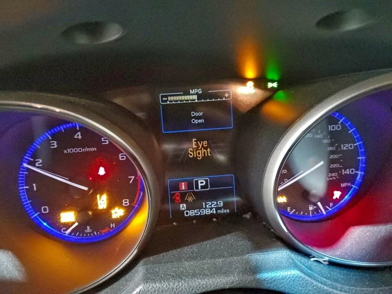 Subaru Legacy 2.5L 4 All wheel drive, снимка 14 - Автомобили и джипове - 52904731