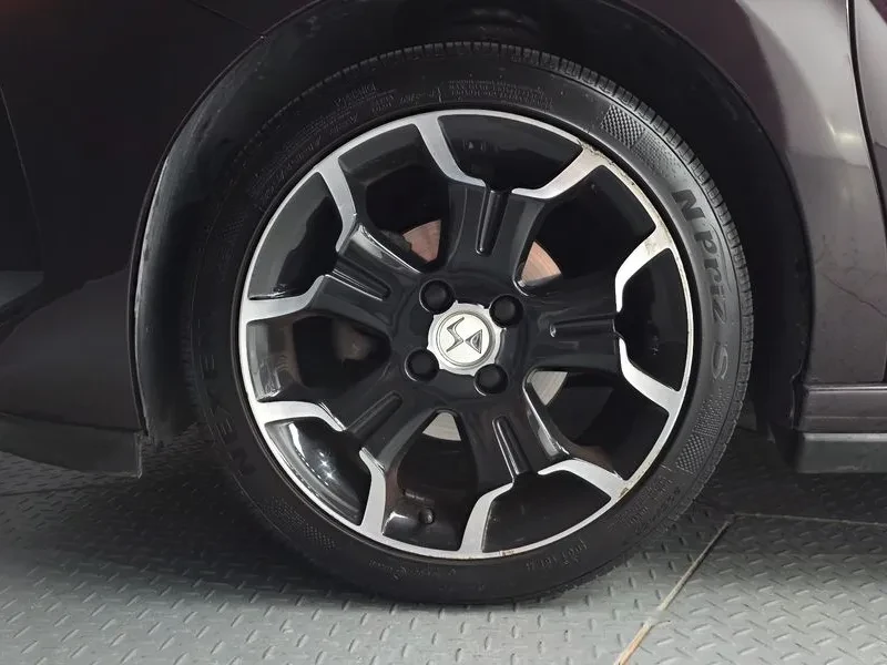 Citroen DS3 1.6 Bluehdi, снимка 5 - Автомобили и джипове - 56528807
