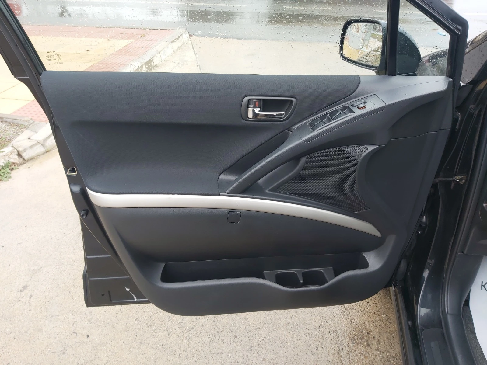 Toyota Corolla verso 1.6i-150.000km-Euro-4 | Mobile.bg — изображение 11