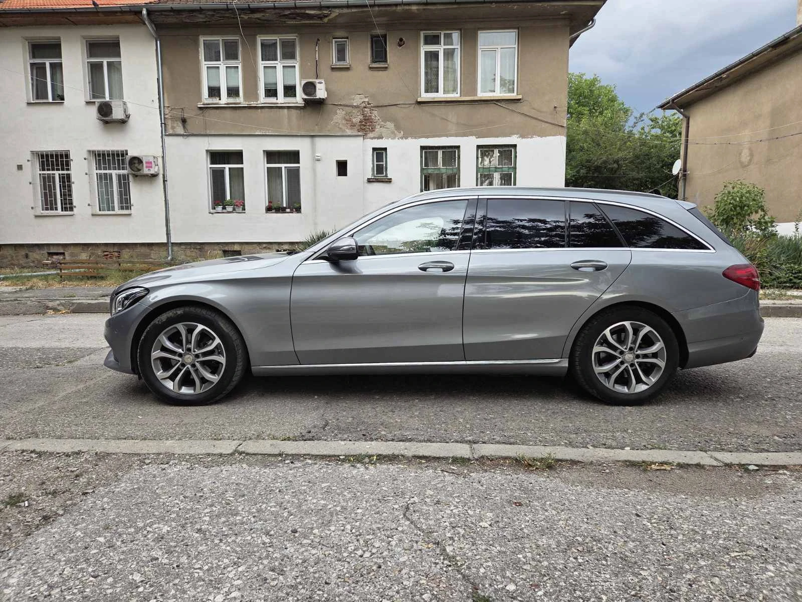 Mercedes-Benz C 220 4Matic - изображение 2