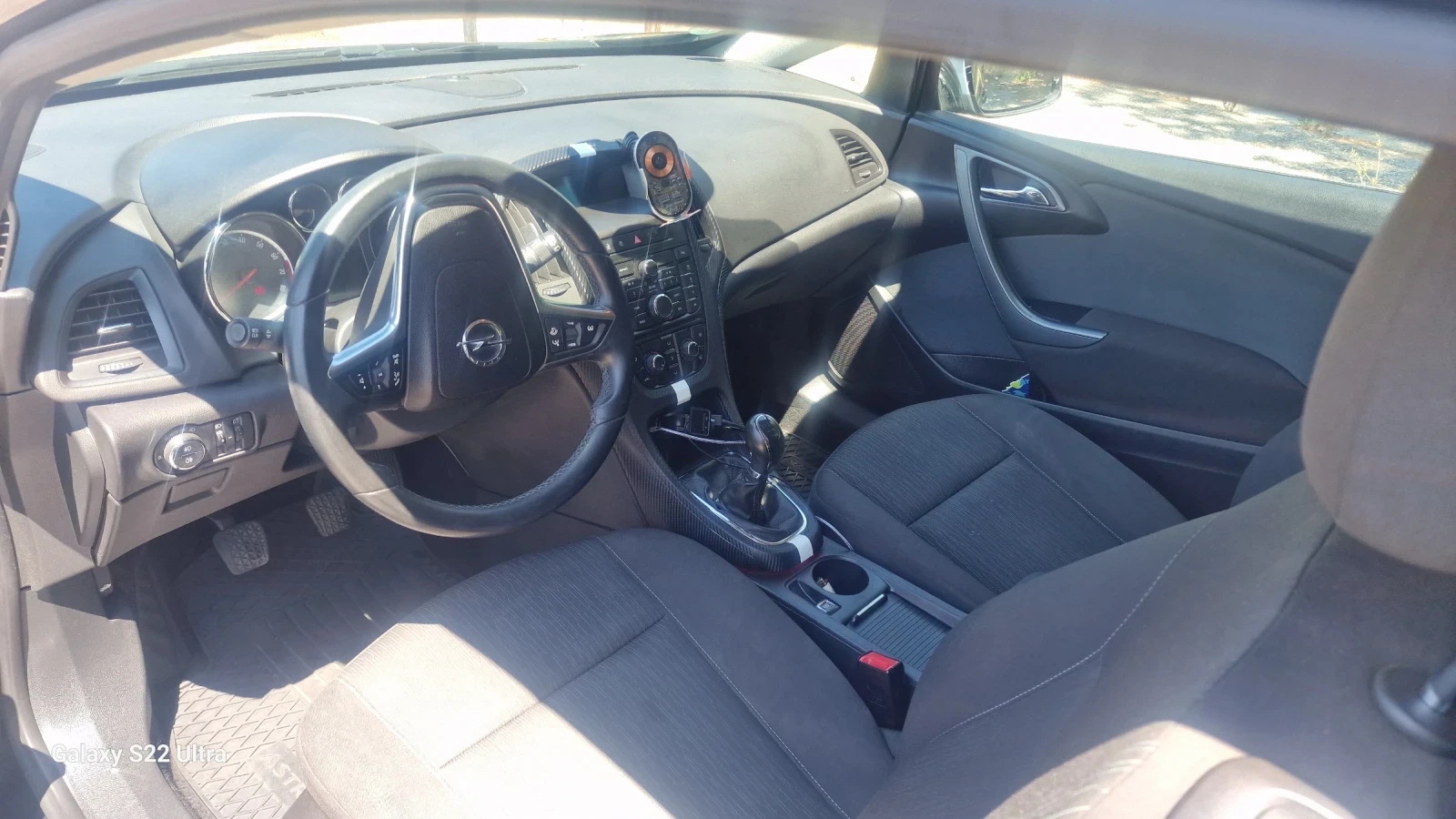 Opel Astra 1.4 Turbo GTC - изображение 4