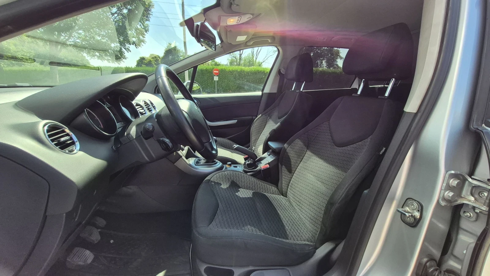 Peugeot 308 1.6 hdi SW* 7местен* Панорама* Отличен - изображение 7