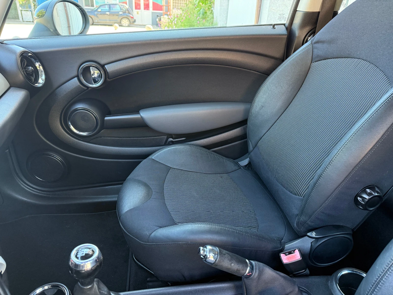 Mini Clubman Първи собственик в България реални км - изображение 9
