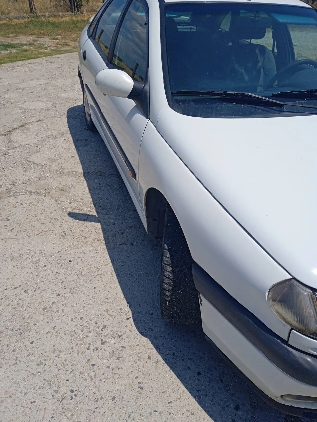 Renault Laguna 1.8 - изображение 3